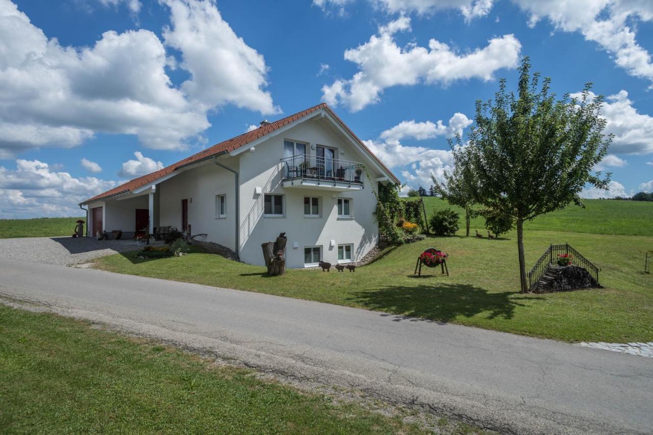 Ferienhof Weber Wohnung Fichte Neukirch  Екстер'єр фото